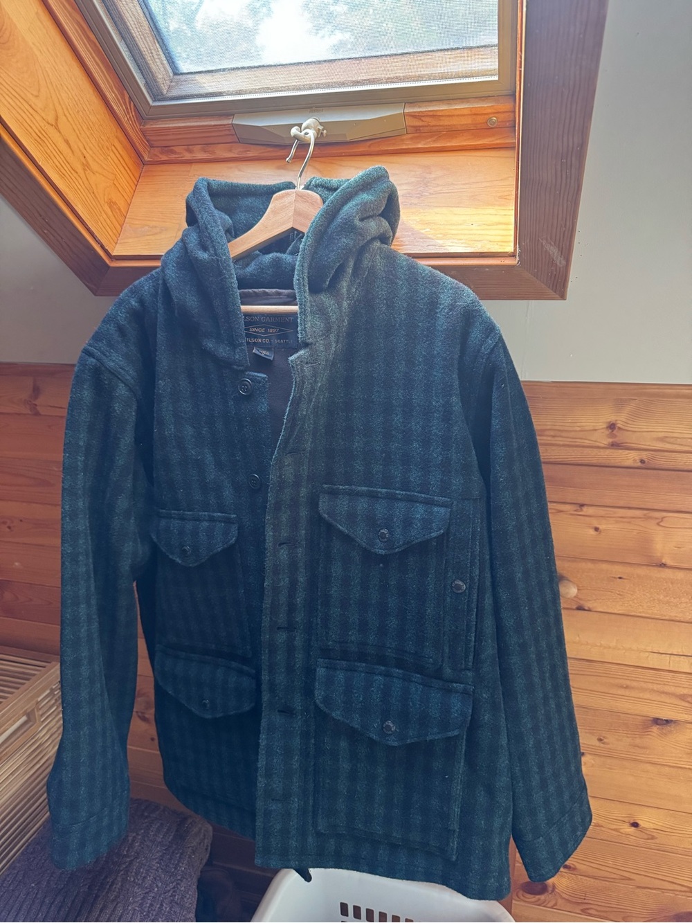 NWOT Filson Mackinaw Wool Hooded Cruiser Jacket Green Black Plaid Size L